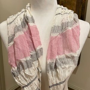 NWT- Francesca’s Scarf